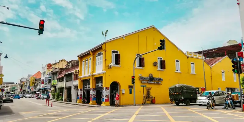 Yellow and white concrete building